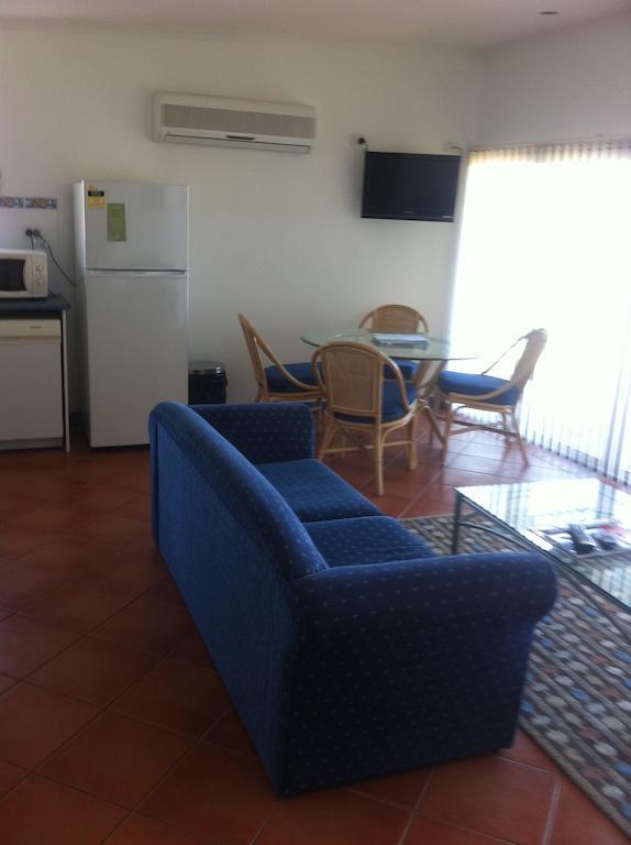 White Sands Estate Falmouth Room photo